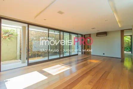 Sobrado com 3 Quartos à venda, 396m² no Vila Nova Conceição, São Paulo