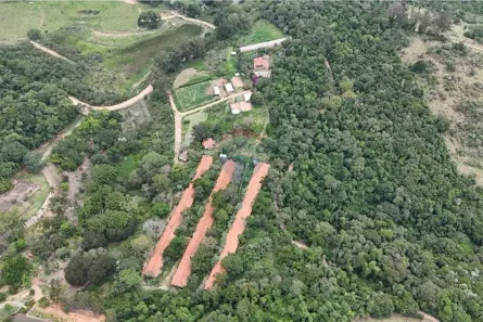 Fazenda/Sítio com 3 Quartos à venda, 250m² no Centro, Pedreira