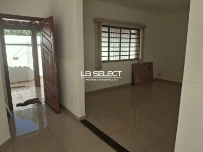 Casa com 3 Quartos à venda, 260m² no Vigilato Pereira, Uberlândia