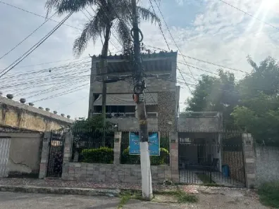 Casa com 3 Quartos à venda, 400m² no Vila São Sebastião, Duque de Caxias
