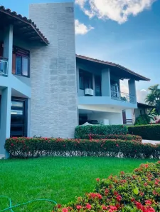Casa de Condomínio com 4 Quartos para alugar, 300m² no Jardim Petrópolis, Maceió