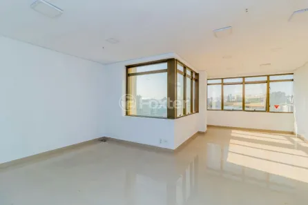 Sala Comercial à venda, 45m² no São Geraldo, Porto Alegre