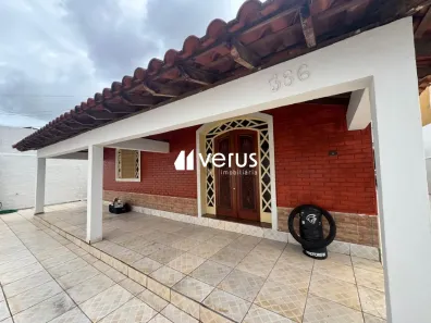 Casa com 3 Quartos à venda, 344m² no Presidente Roosevelt, Uberlândia