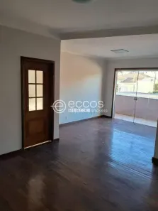 Apartamento com 2 Quartos para alugar, 140m² no Santa Mônica, Uberlândia