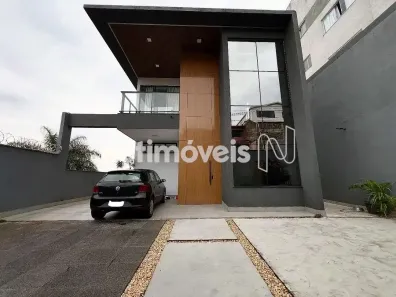 Casa com 3 Quartos à venda, 325m² no Arvoredo 2ª Seção, Contagem