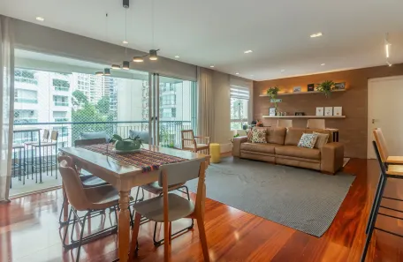 Apartamento com 3 Quartos à venda, 130m² no Real Parque, São Paulo