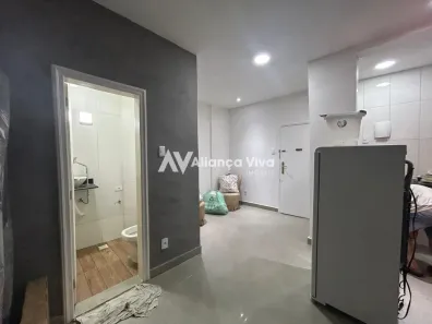 Kitnet com 1 Quarto à venda, 19m² no Copacabana, Rio de Janeiro
