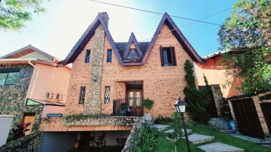 Casa de Condomínio com 4 Quartos à venda, 335m² no Alphaville, Santana de Parnaíba