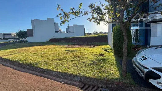 Lote/Terreno à venda, 203m² no Floresta, Cascavel