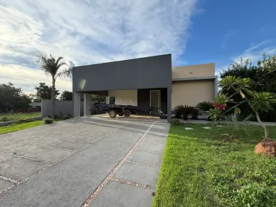 Casa de Condomínio com 3 Quartos à venda, 270m² no Loteamento Caribe Residence & Resort 2ª Etapa, Palmas