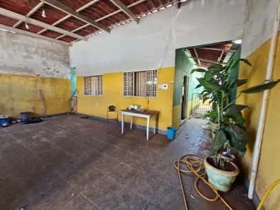 Casa com 2 Quartos à venda, 180m² no Setor Residencial Leste, Brasília