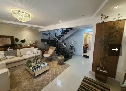 Casa de Condomínio com 3 Quartos à venda, 246m² no Parque Jamaica, Londrina