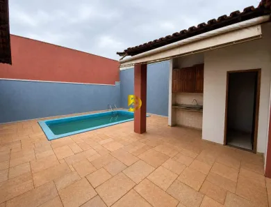 Casa com 3 Quartos para alugar, 180m² no Olinda, Uberaba
