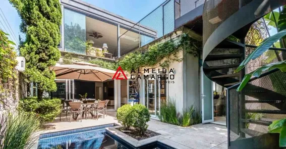 Casa com 3 Quartos à venda, 455m² no Pacaembu, São Paulo