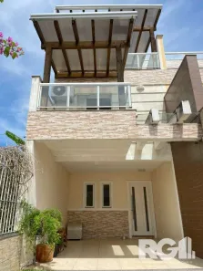 Casa com 3 Quartos à venda, 168m² no Guarujá, Porto Alegre