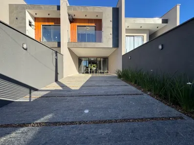 Sobrado com 3 Quartos à venda, 148m² no Bom Retiro, Joinville