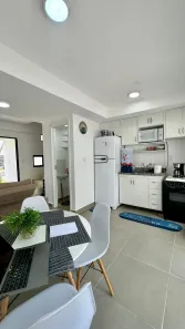 Casa de Condomínio com 2 Quartos para alugar, 60m² no Ponta Negra, Manaus