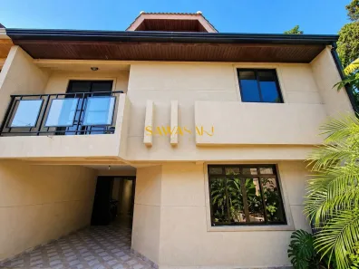 Casa de Condomínio com 3 Quartos à venda, 180m² no Uberaba, Curitiba