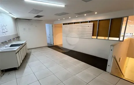 Ponto Comercial para alugar, 230m² no Butantã, São Paulo