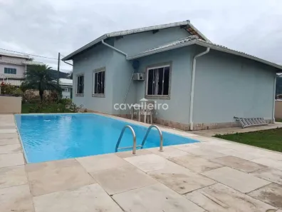 Casa de Condomínio com 3 Quartos à venda, 120m² no Caxito, Maricá