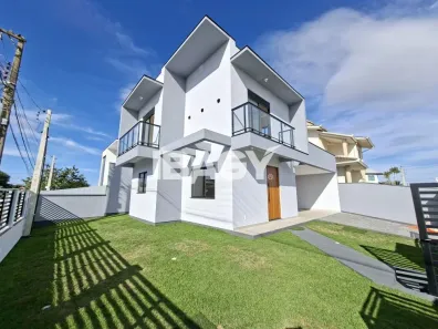 Casa com 2 Quartos para alugar, 205m² no Carianos, Florianópolis
