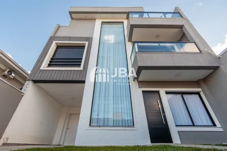 Sobrado com 3 Quartos à venda, 156m² no Xaxim, Curitiba