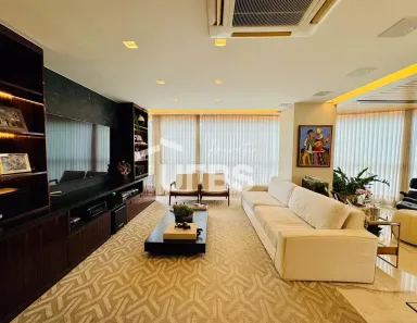 Apartamento com 3 Quartos à venda, 178m² no Setor Bueno, Goiânia