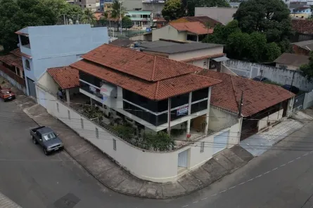 Casa com 3 Quartos à venda, 228m² no Parque Residencial Laranjeiras, Serra