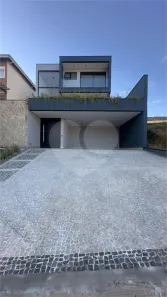 Sobrado com 3 Quartos à venda, 234m² no Condomínio Vale das Águas, Bragança Paulista