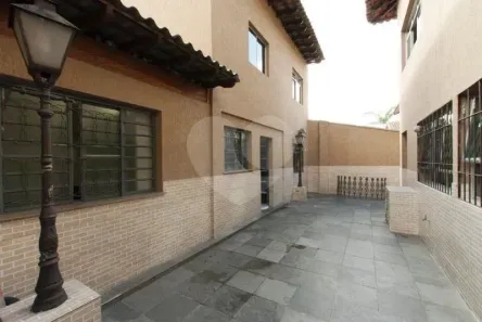 Casa com 6 Quartos à venda, 330m² no Sumaré, São Paulo