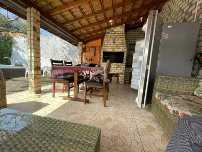 Casa com 2 Quartos à venda, 130m² no Morro Santana, Porto Alegre