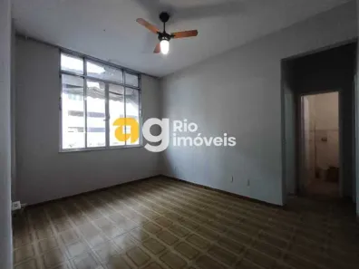 Apartamento com 2 Quartos para alugar, 82m² no Madureira, Rio de Janeiro