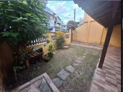 Casa de Condomínio com 2 Quartos à venda, 200m² no Garatucaia, Angra dos Reis