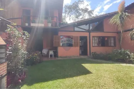 Casa com 5 Quartos à venda, 370m² no Itaipava, Petrópolis