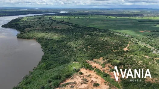 à venda, 774400m² no , Estreito