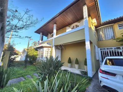 Casa com 3 Quartos à venda, 245m² no Canto, Florianópolis