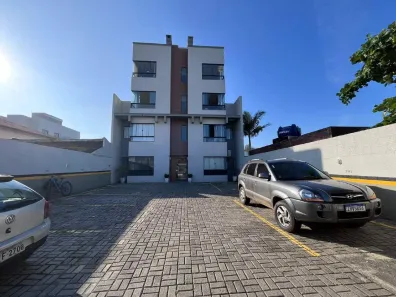Apartamento com 2 Quartos para alugar, 56m² no Centro, Navegantes