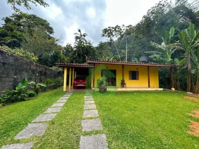 Casa com 2 Quartos à venda, 80m² no Ubatuba, Ubatuba