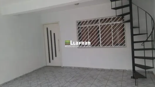 Casa com 3 Quartos à venda, 200m² no Jardim Pirajussara, São Paulo