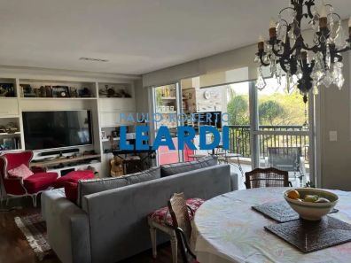 Apartamento com 3 Quartos à venda, 140m² no Santo Amaro, São Paulo