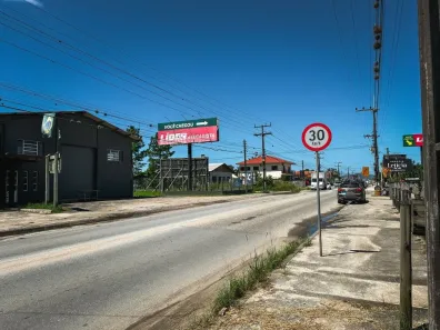 Galpão/Depósito/Armazém com 1 Quarto à venda, 762m² no Araçatuba, Imbituba