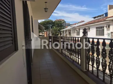 Casa de Condomínio com 5 Quartos à venda, 335m² no Barra da Tijuca, Rio de Janeiro
