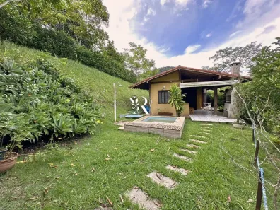Casa com 2 Quartos à venda, 2367m² no Pedro do Rio, Petrópolis
