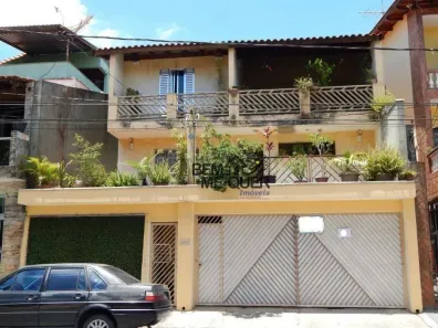 Sobrado com 3 Quartos à venda, 268m² no Parque Maria Domitila, São Paulo