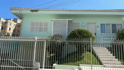 Casa com 4 Quartos à venda, 185m² no Capoeiras, Florianópolis
