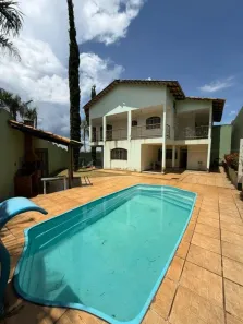 Sobrado com 3 Quartos à venda, 250m² no Setor Gentil Meireles, Goiânia