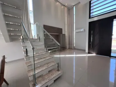 Casa de Condomínio com 3 Quartos para alugar, 150m² no Condomínio Belvedere, Cuiabá
