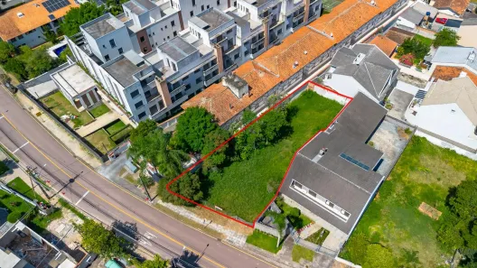 Lote/Terreno com 1 Quarto à venda, 601m² no Seminário, Curitiba