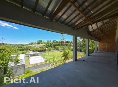 Fazenda/Sítio com 3 Quartos à venda, 530m² no Condomínio Lagoinha, Jacareí