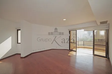 Apartamento com 3 Quartos à venda, 210m² no Itaim Bibi, São Paulo